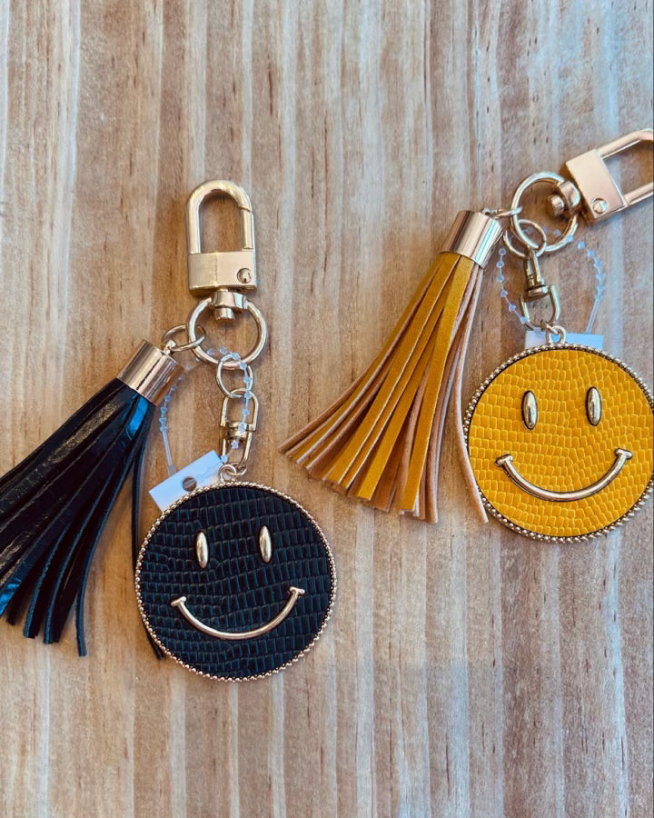 Metal Happy Face Keychain – B Bronzed Boutique