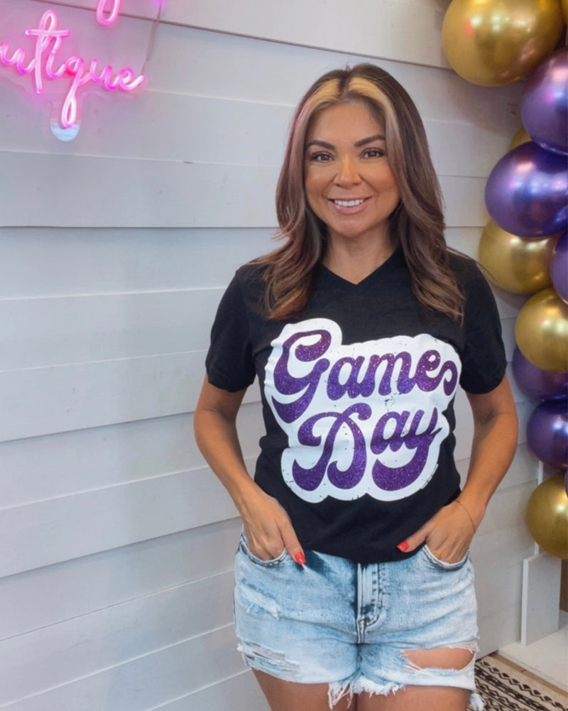 Glitter GAME DAY tee in Charblack PURPLE GLITTER