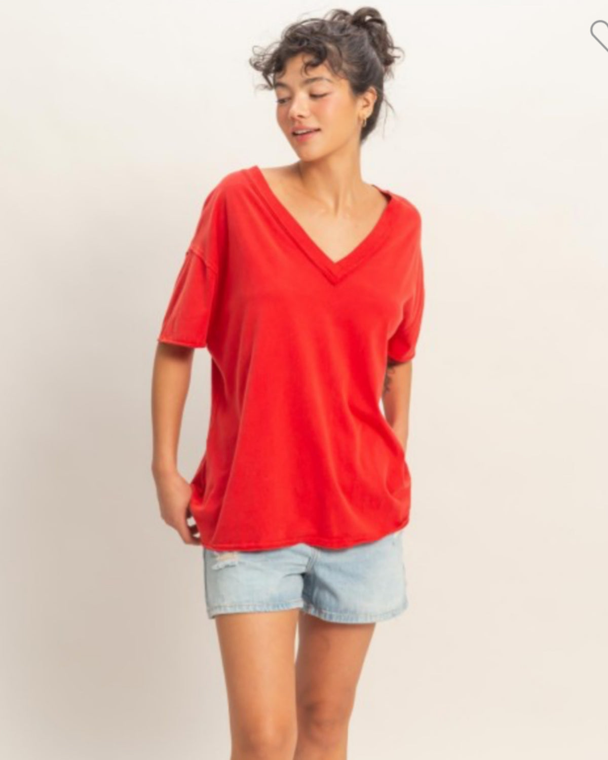 Oversized Mineral Wash V-neck Tee