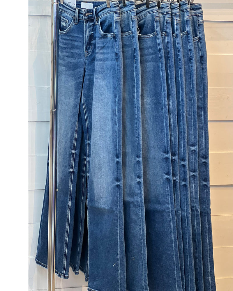 Ailieeh Super High Rise Wide Jean