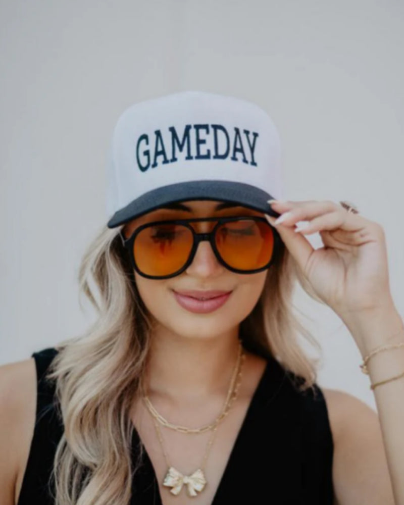 GAMEDAY two-toned Vintage Hat
