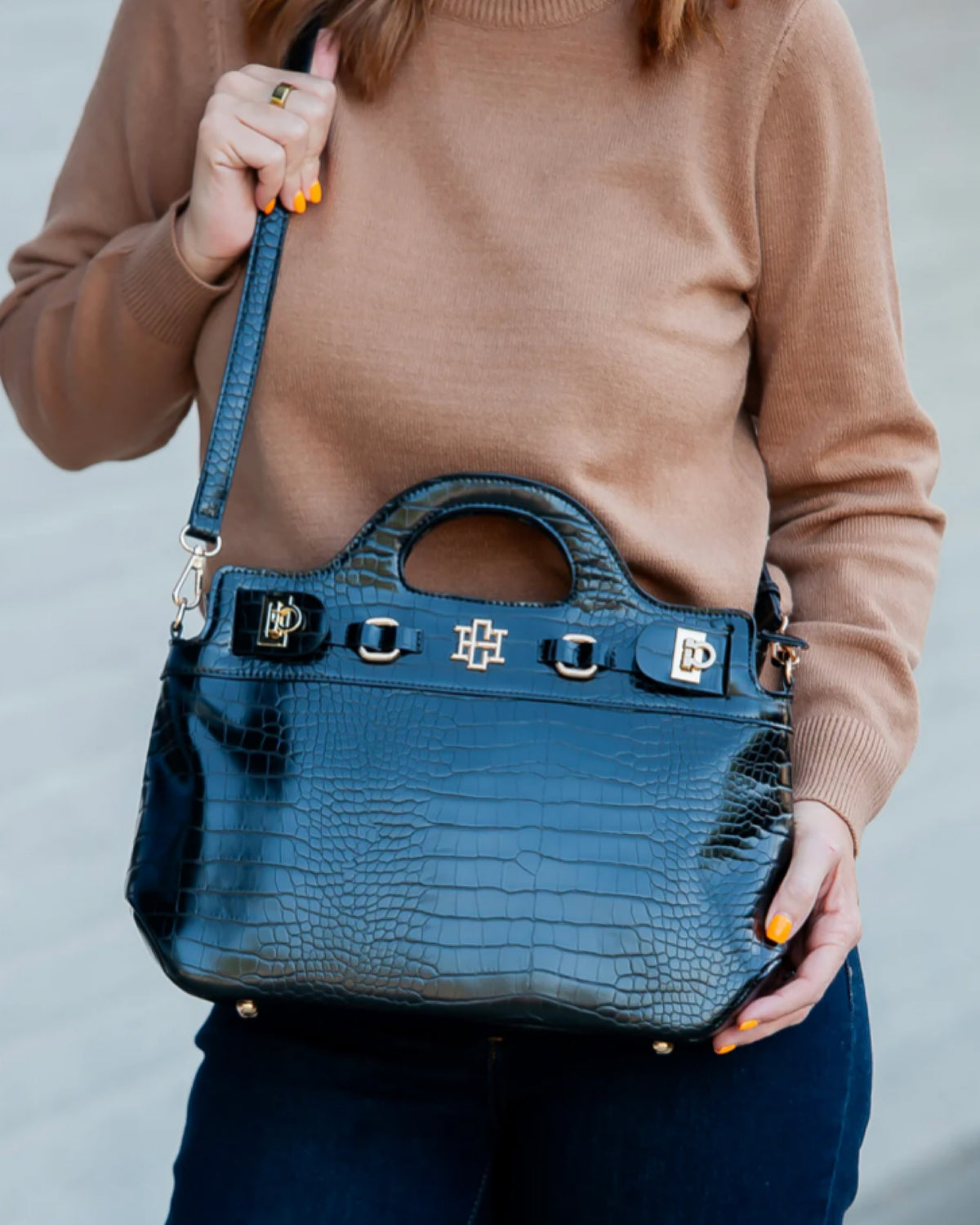 Savannah Handbag in Black