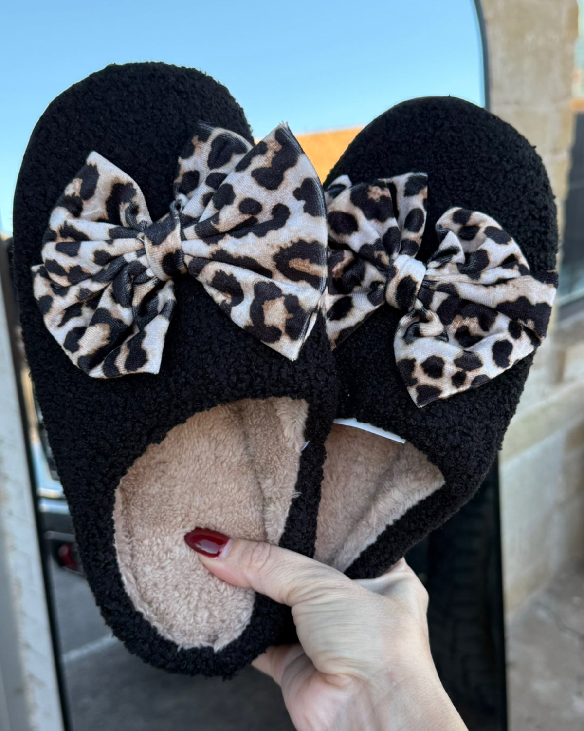 Cozy Bow Black Leopard Slippers