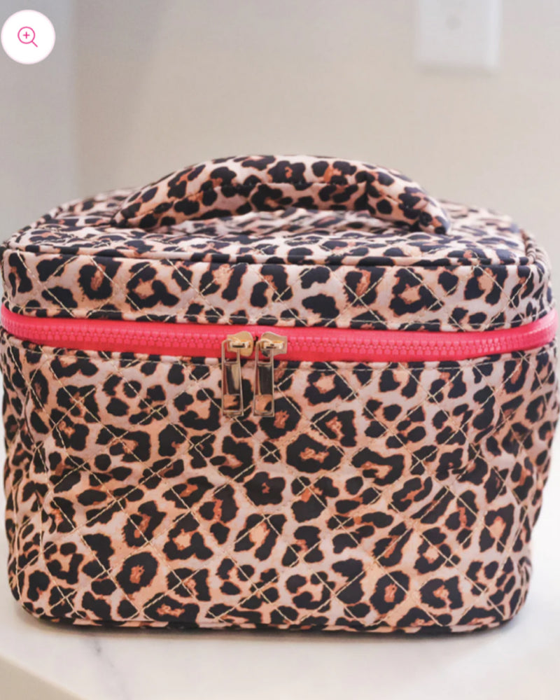 Jetsetter Quilted Bag in Leopard