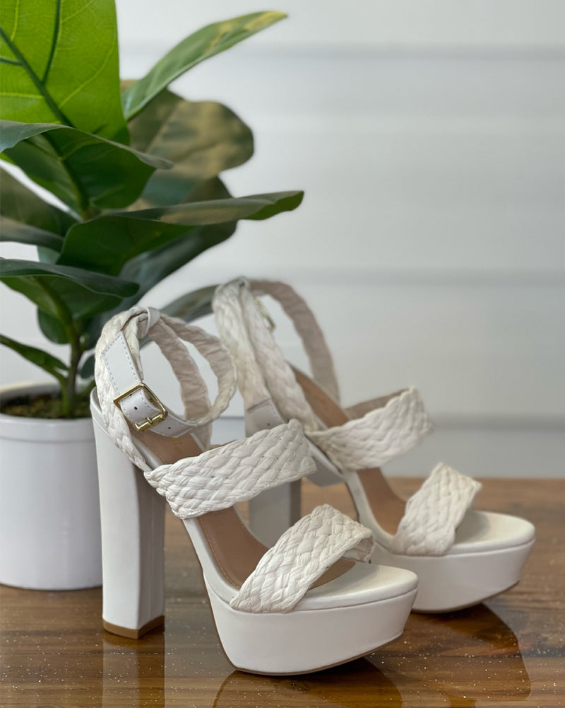 Resort Raffia Sandal