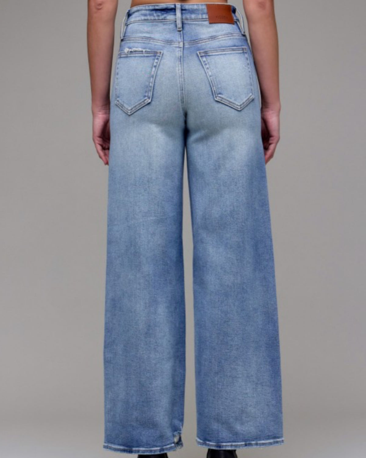 Hidden Medium High Rise Jean