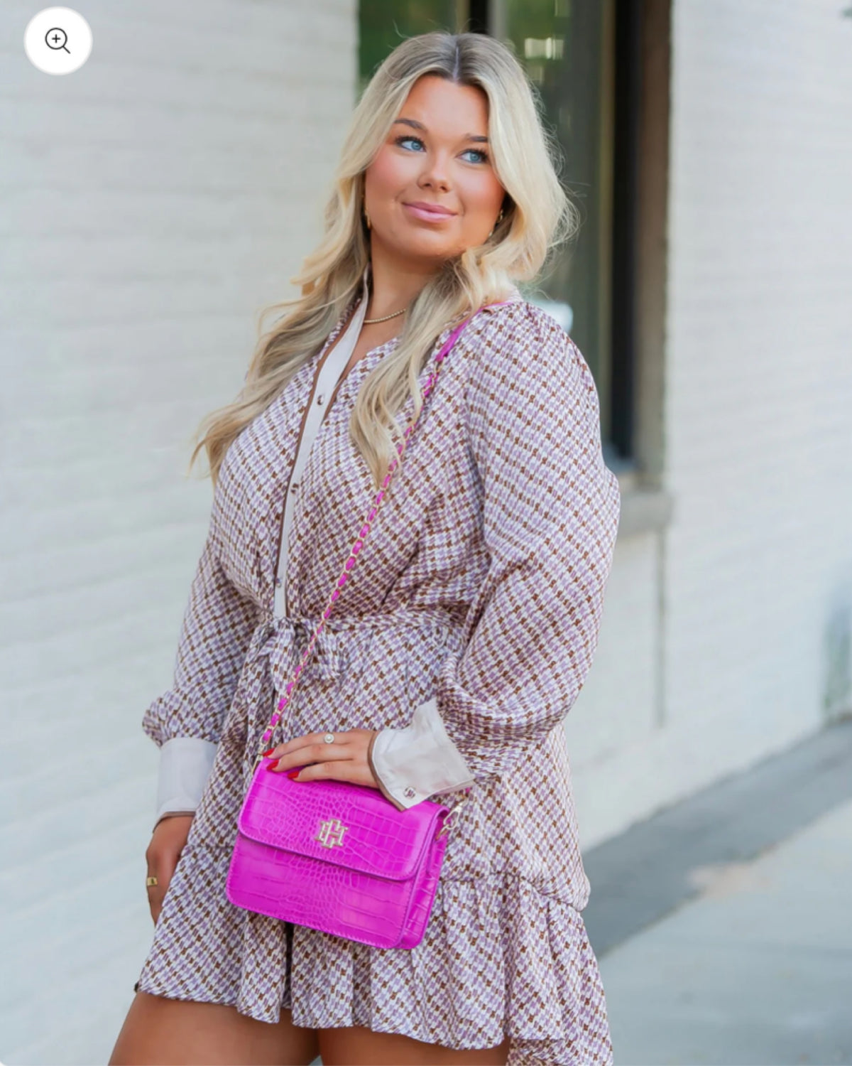 Evelyn Crossbody in HOT PINK