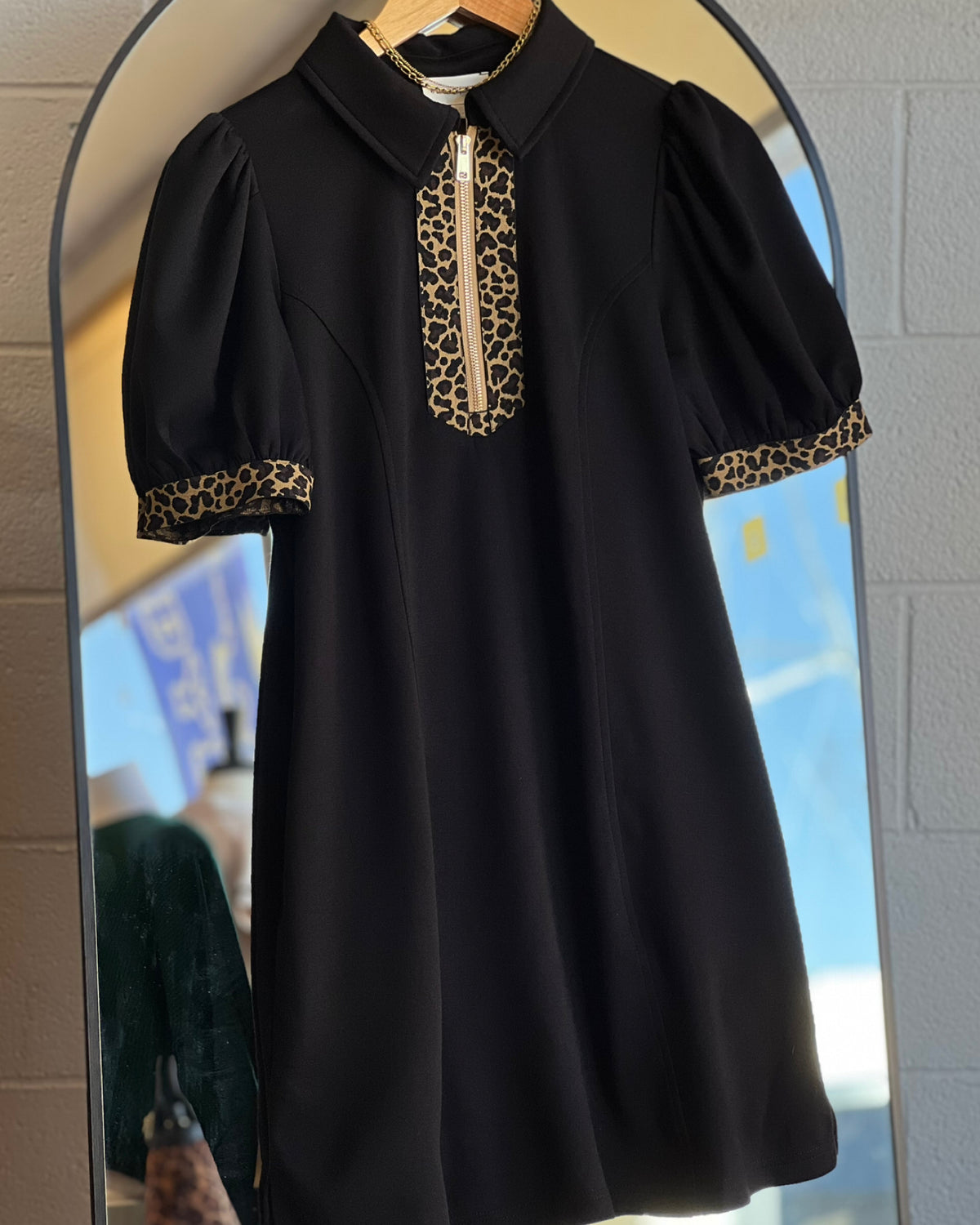 Friendsgiving Hostess Dress in BLACK