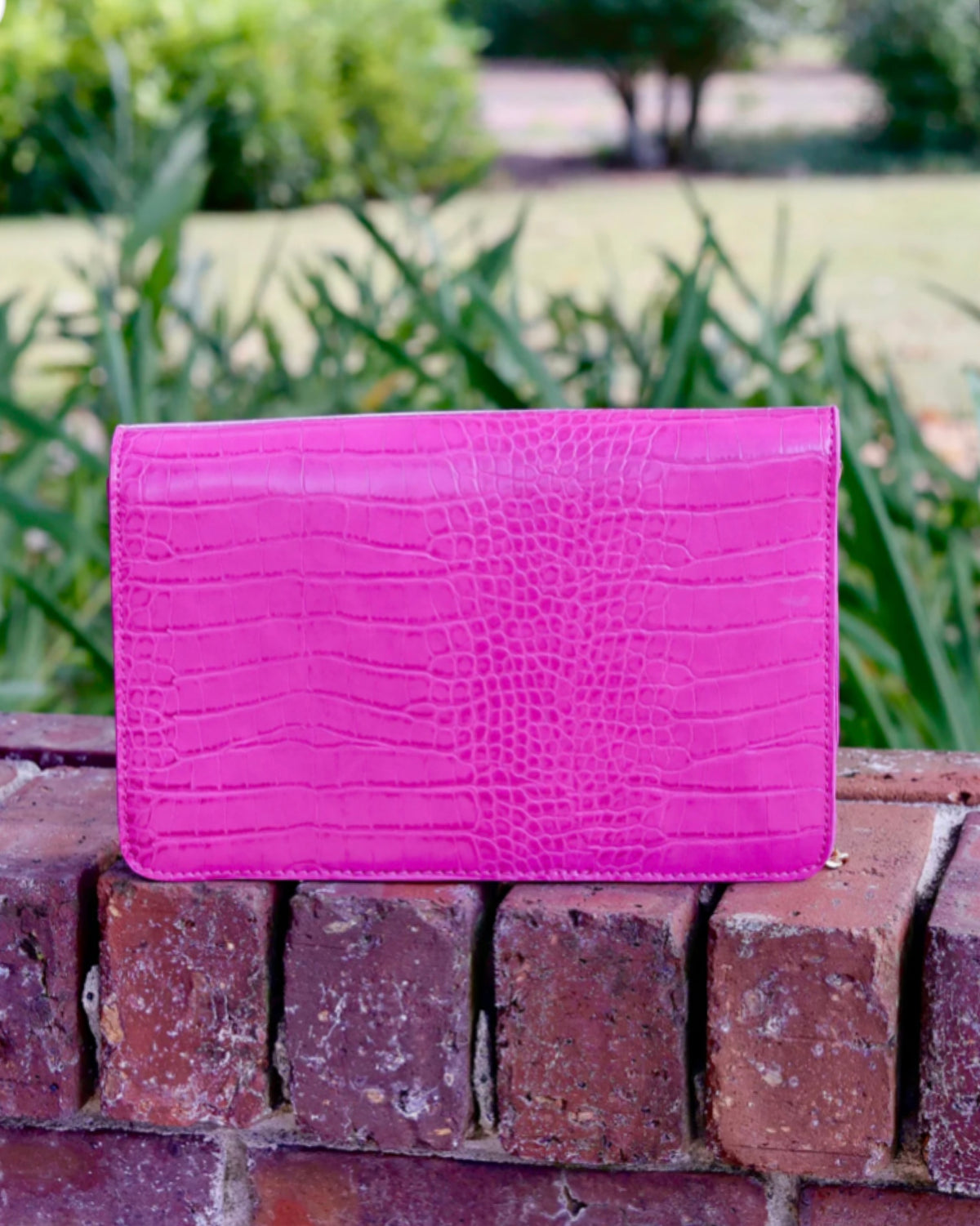 Bryn Clutch Crossbody