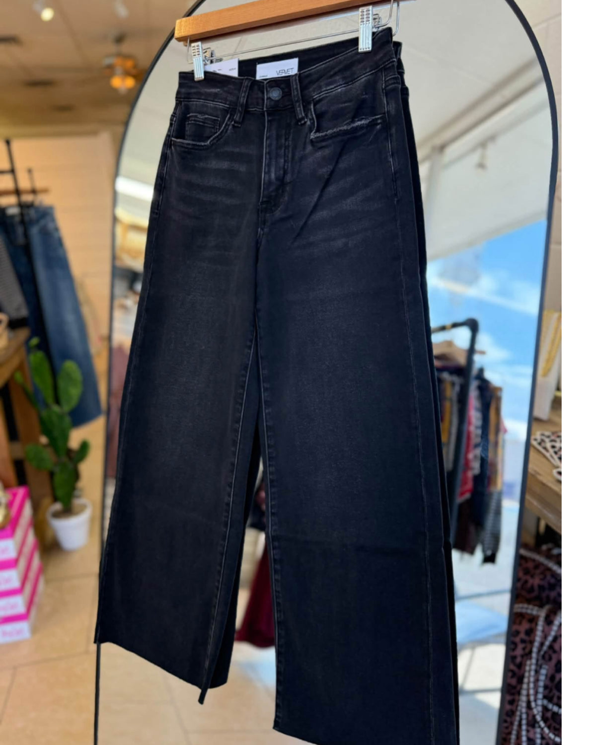 Aileeah Vervet Black Wash Jeans