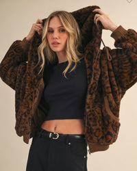 Mob Wife Leopard Fur Jacket