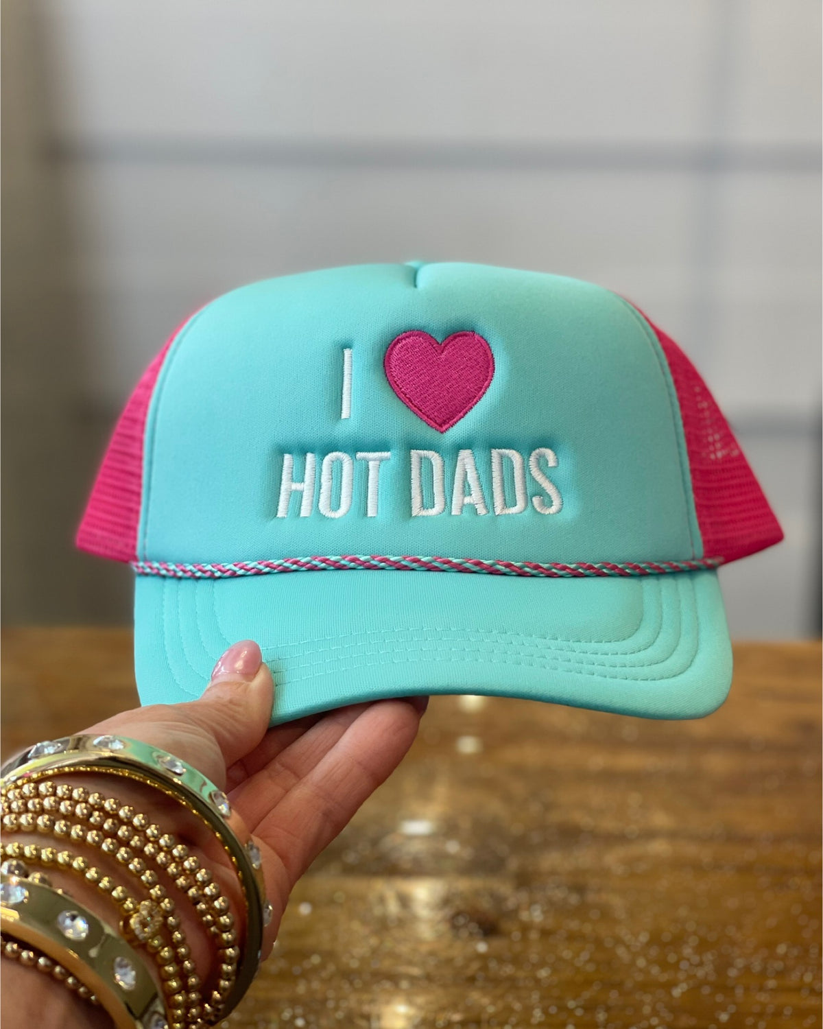 I love HOT DADS Hat
