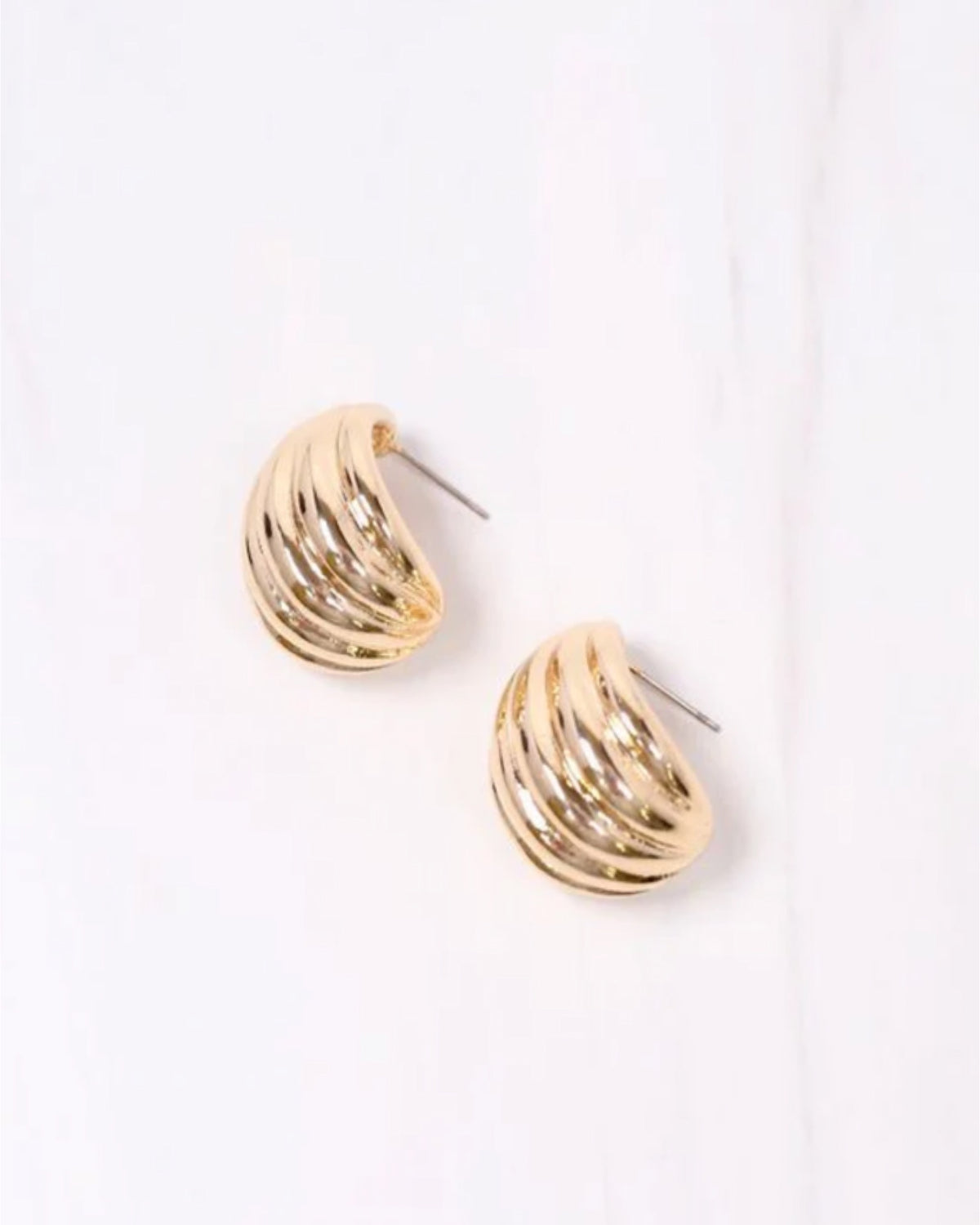Nolan Textured Earring 0.75" long