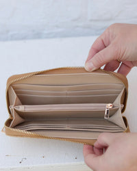 Penelope Wallet in Woven Almond