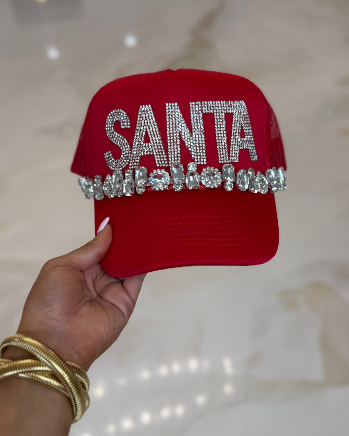 SANTA in RED trucker hat with Chain