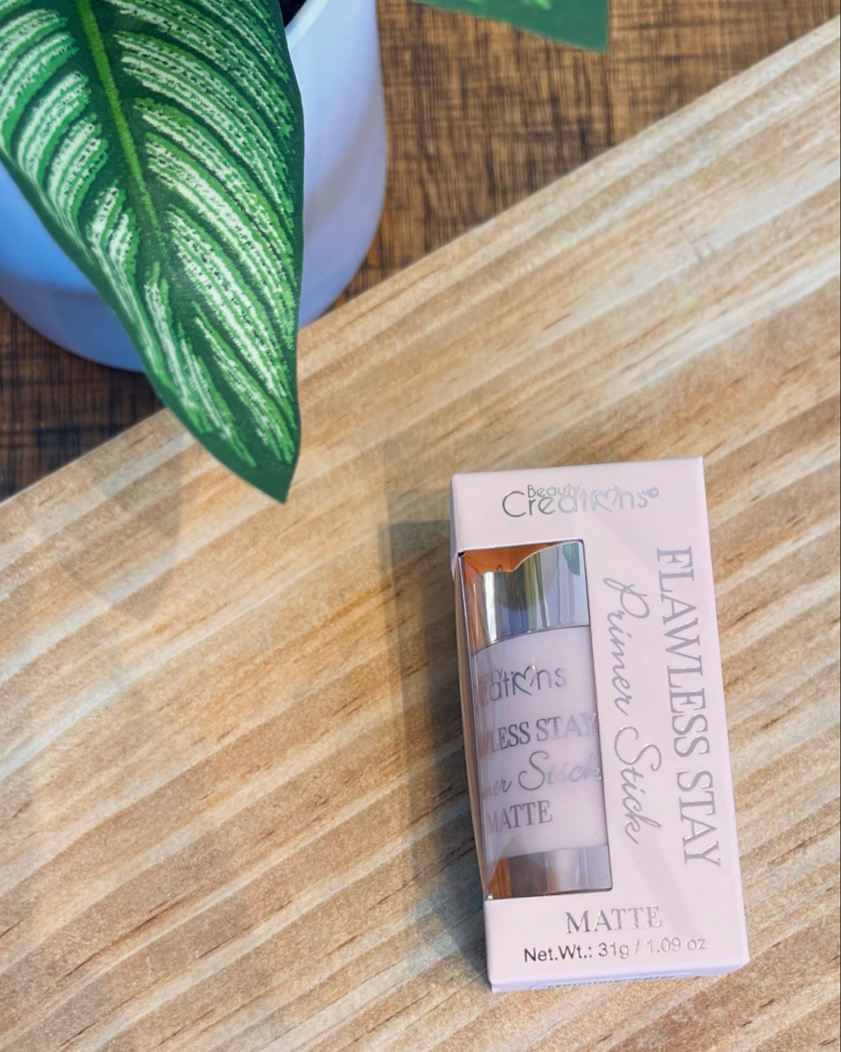 Flawless primer Stick